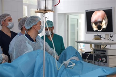 Врачи МГУ имени М.В. Ломоносова провели новую для Тверской области операцию при аденоме предстательной железы